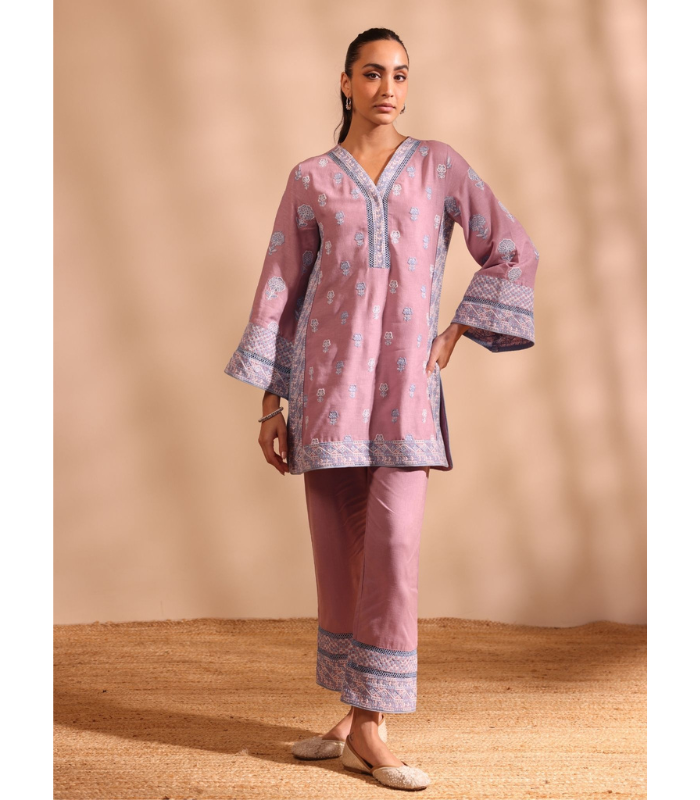 Mulmul Linen Pema Lilac kurta With Mulmul Linen Pema Lilac Pant