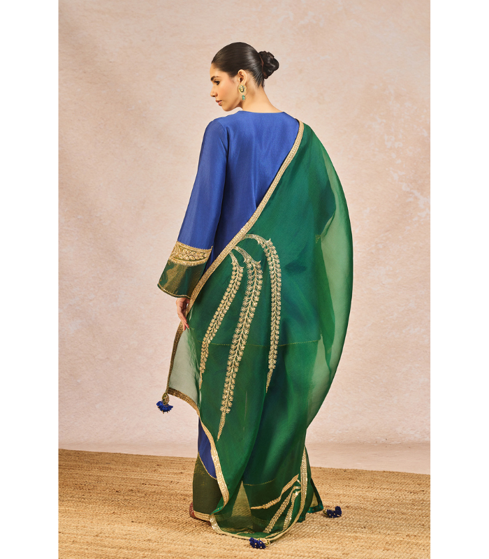 'Dil Jaanta Hai' Set