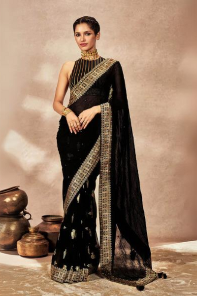 Black Potters Touch Crushed Saree - The Grand Trunk
