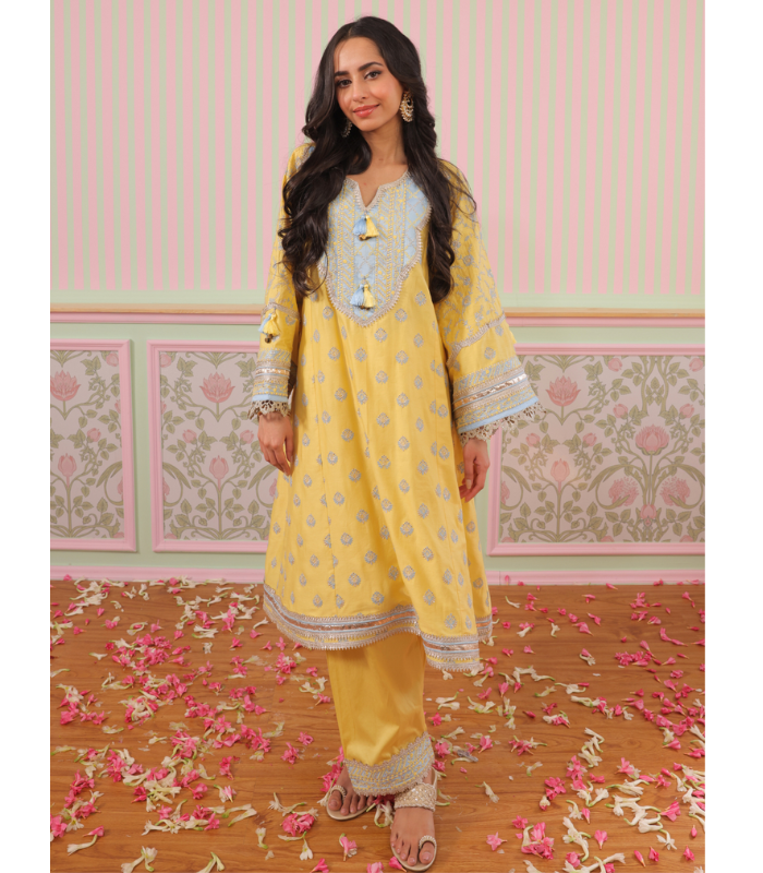 Mulmul Pima Satin Bandhan Red Kurta With Mulmul Pima Satin Bandhan Red Pant