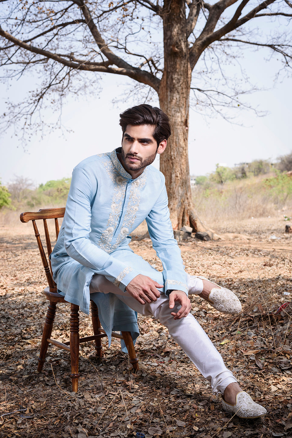 Powder blue kurta with neck embroidery - The Grand Trunk