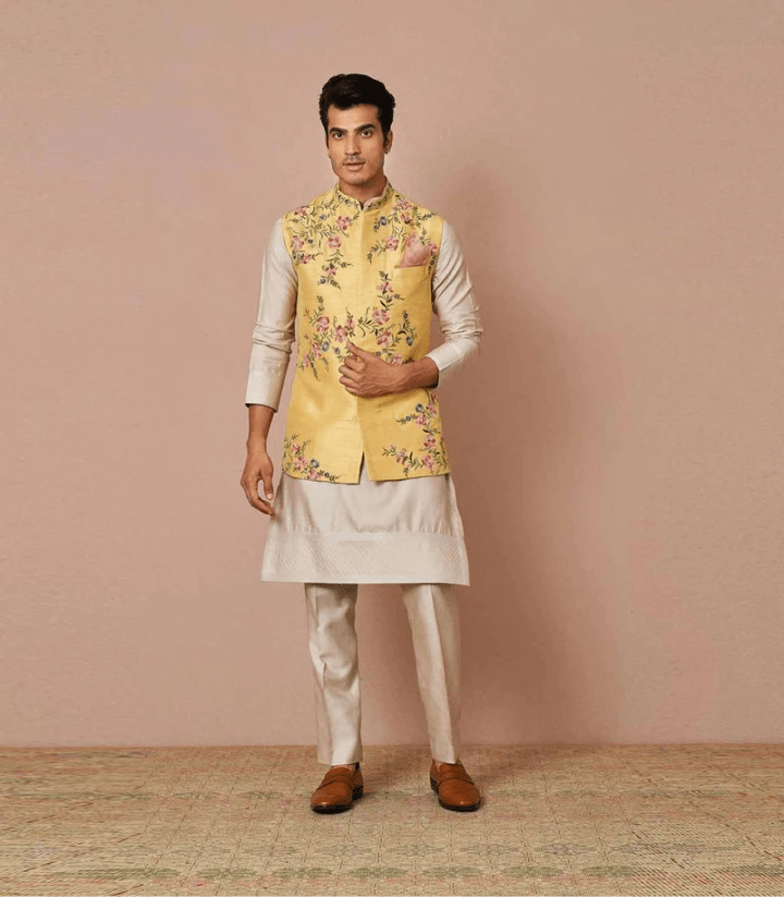 Anushree Reddy - Yellow Rawsilk threadwork bandi set - The Grand Trunk