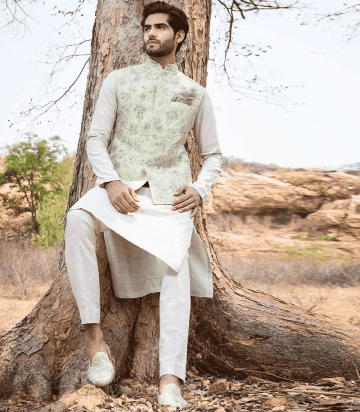 Anushree Reddy - Mint Green  Rawsilk  bandi set - The Grand Trunk