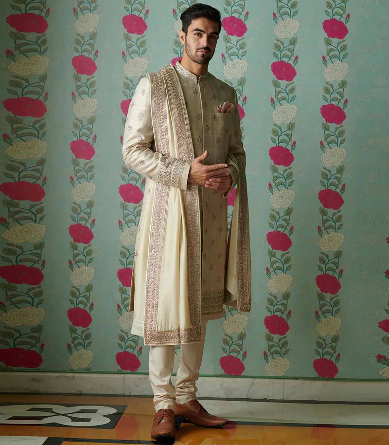 Anushree Reddy - zardozi buti embroidered sherwai set - The Grand Trunk