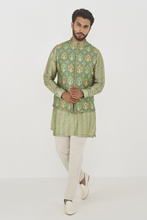 Load image into Gallery viewer, Avyukt Bandi - Sage Green - The Grand Trunk
