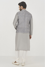 Load image into Gallery viewer, Gaith Bandi - Grey - The Grand Trunk