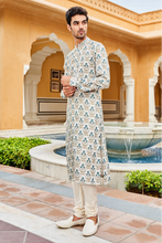 Load image into Gallery viewer, Mirren Kurta - OffWhite - The Grand Trunk