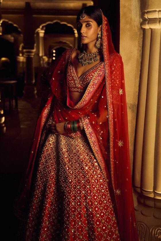 SANADARA LEHENGA - RED - The Grand Trunk