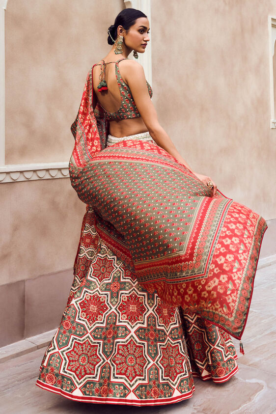 Mayai Lehenga - Red - The Grand Trunk