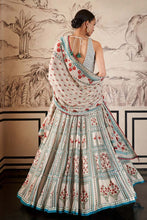 Load image into Gallery viewer, Dua Lehenga - Cream - The Grand Trunk