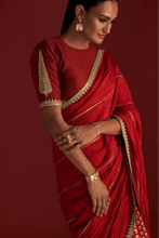 Load image into Gallery viewer, Red Crushed Honeycomb Saree - The Grand Trunk