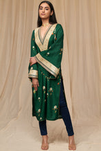 Load image into Gallery viewer, Bottle Green Buttercup Kurta - The Grand Trunk
