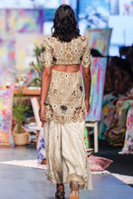 Load image into Gallery viewer, Off white georgette embroidered kurta with back cut out and abla silk sharara and net mukaish dupatta. - The Grand Trunk