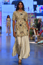 Load image into Gallery viewer, Off white georgette embroidered kurta with back cut out and abla silk sharara and net mukaish dupatta. - The Grand Trunk