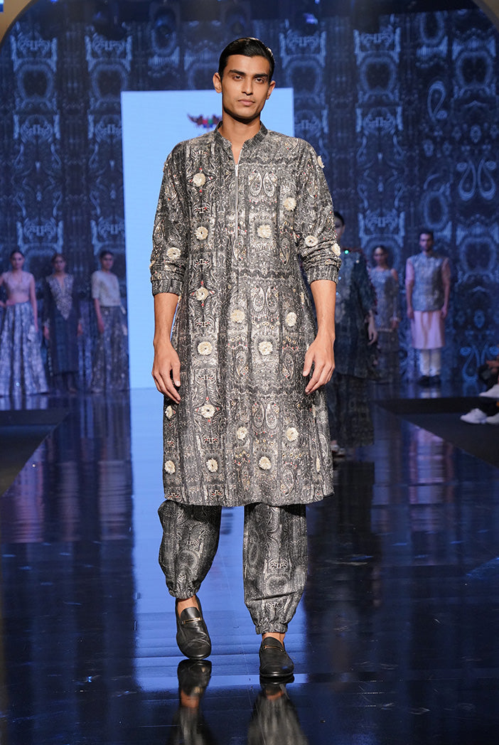 Payal Singhal Embroidered Jogger Kurta With Jogger Pants - The Grand Trunk