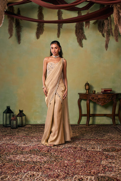 Seema Thukral Bella Sari set