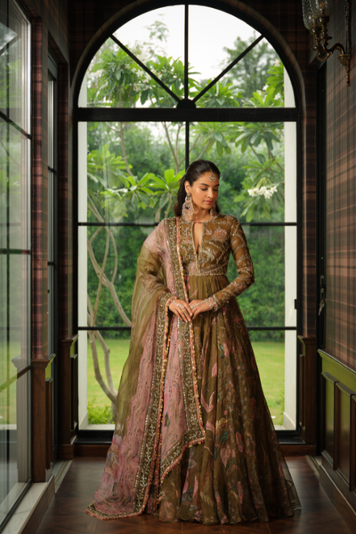 Mahima Mahajan Sneha Anarkali set