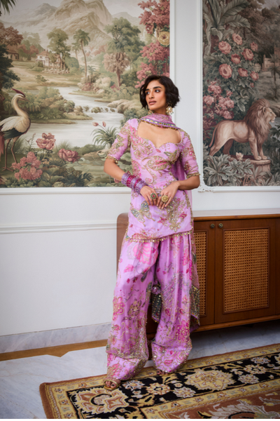 Mahima Mahajan Omaar Farshi suit set