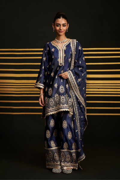 Vaari Kurta Set - The Grand Trunk