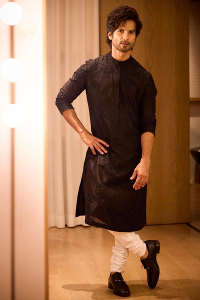 Threadwork embroidered kurta set - The Grand Trunk