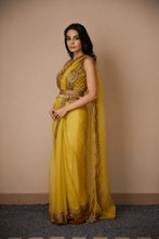 Load image into Gallery viewer, Yellow Organza With Antique Work Scallop Saree Set - The Grand Trunk