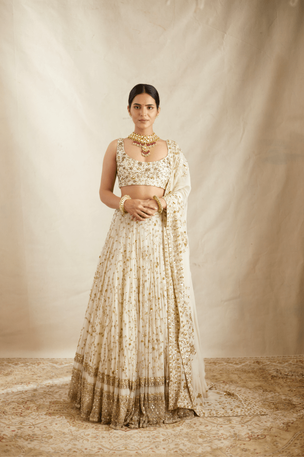 Astha Narang White With Gold Jaal Work Lehenga Set White / L Astha Narang White With Gold Jaal Work Lehenga Set White / L