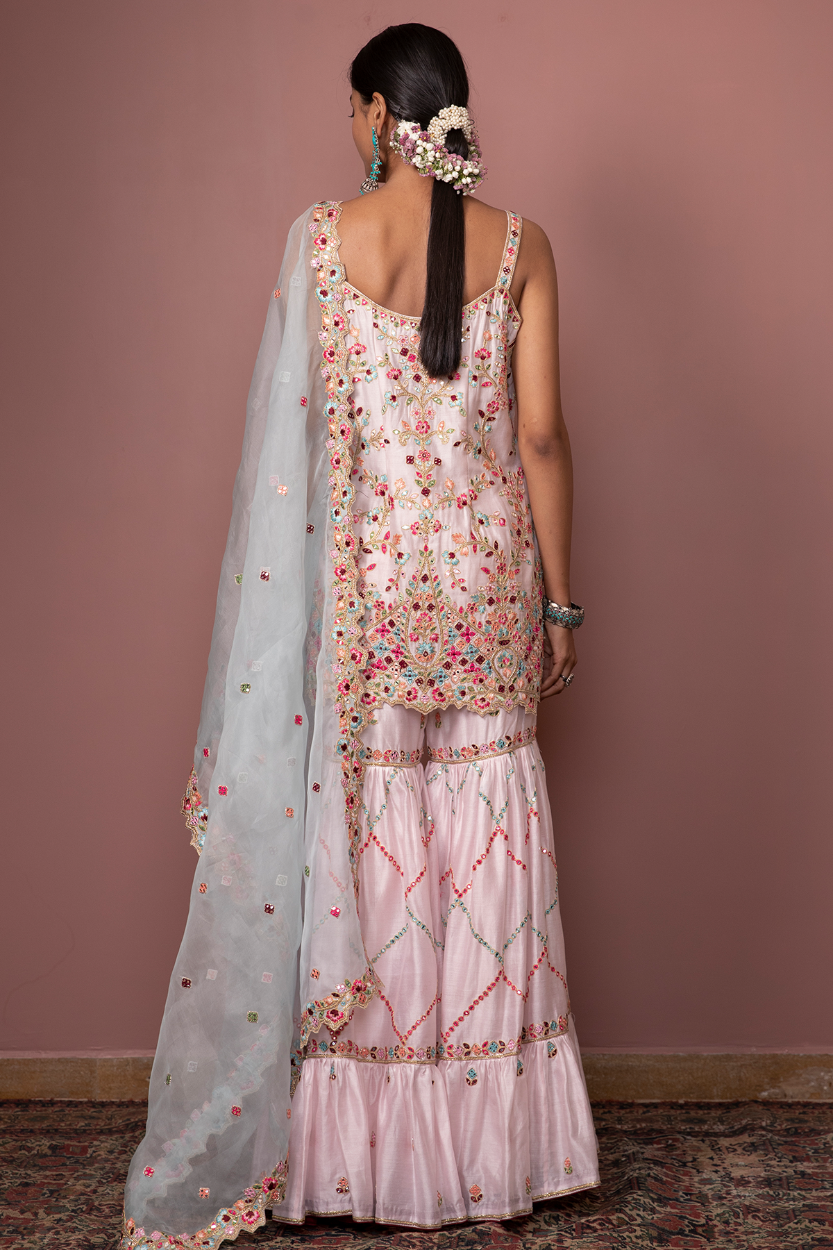 PINK STRAPPY KURTA WITH GHARARA - The Grand Trunk