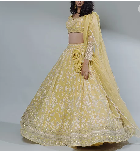 ANUSHREE REDDY LEHENGA SET – Kuro Clothing India