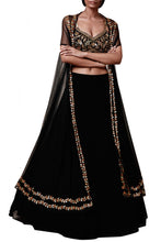 Load image into Gallery viewer, Black  cape set - The Grand Trunk