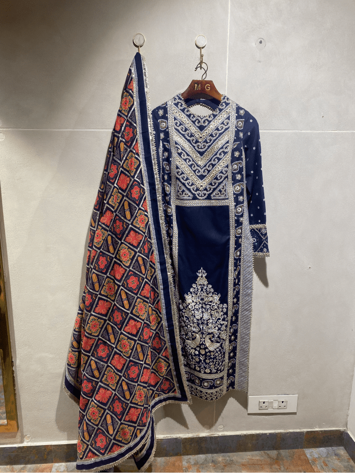 Mayyur Girotra - kurta bandhani set - The Grand Trunk