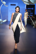 Load image into Gallery viewer, Payal Singhal Irmak Saree Set - The Grand Trunk