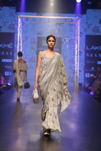 Load image into Gallery viewer, Payal Singhal Feruza Saree - The Grand Trunk