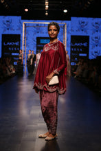 Load image into Gallery viewer, Payal Singhal Anora Kurta Set - The Grand Trunk