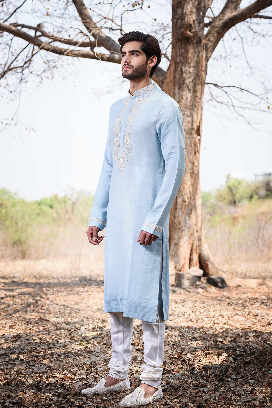 Powder blue kurta with neck embroidery - The Grand Trunk