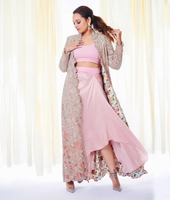 anamika khanna designer dresses Aza